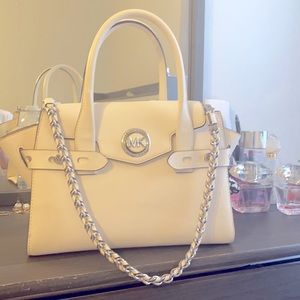 MICHAEL Michael Kors
Carmen Small Flap Satchel